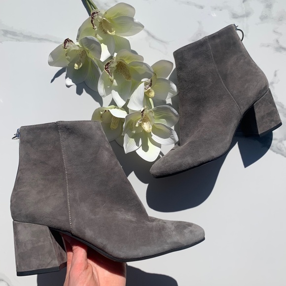 Vince Camuto | Kalanya Booties - Picture 3 of 8